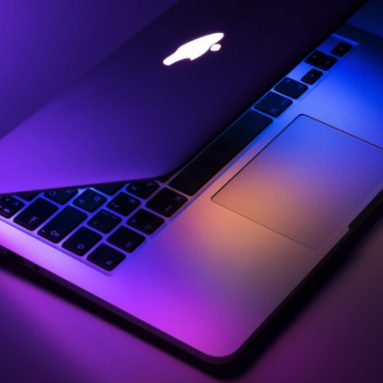 5 Pros and Cons of Purchasing a MacBook